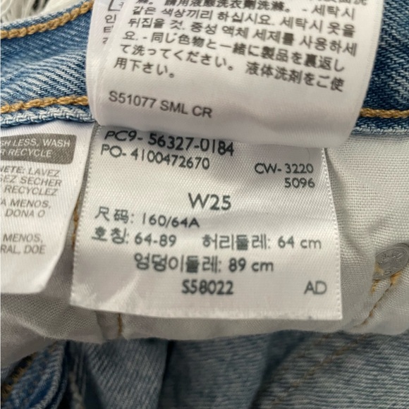 Levi's Light Blue Distressed Jean Shorts 25 - Picture 4 of 4